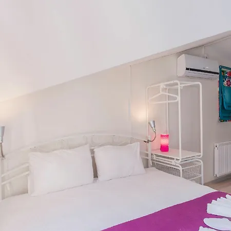 Eastncool Apartmanhotel
