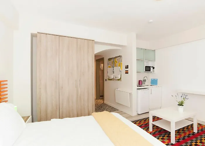 Eastncool מלון דירות