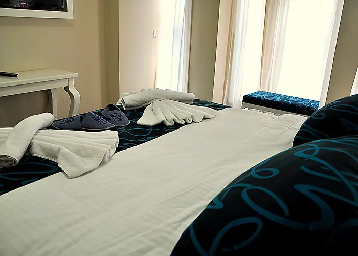 Eastncool מלון דירות 3*