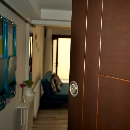 Eastncool Aparthotel